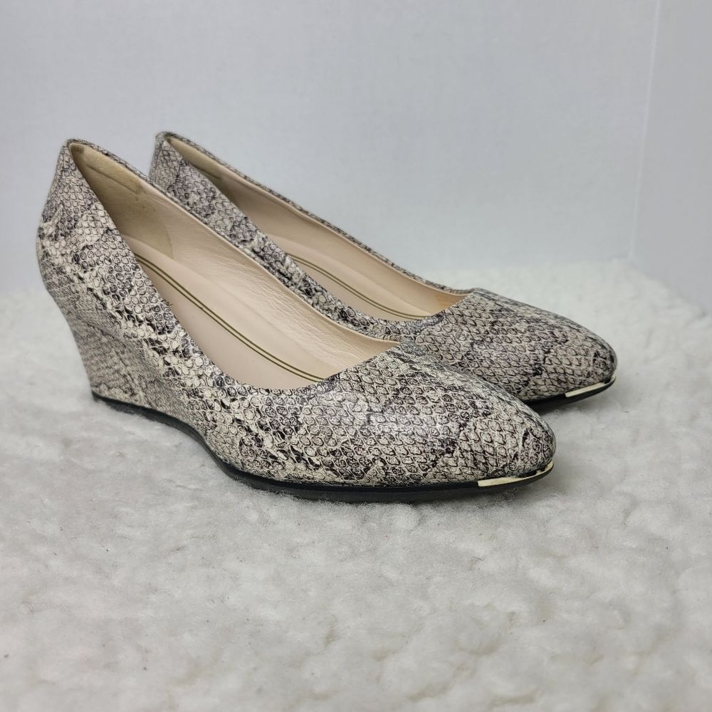 Cole Haan Women's Size 6.5  Gray Snake Grand Ambition 3" Wedge  Leather Pump